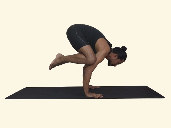 Crane Pose (Bakasana): How to Do, Benefits and Precautions - Fitsri Yoga