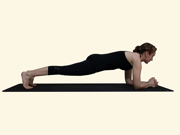 Kumbhakasana-Dolphin-plank-posture