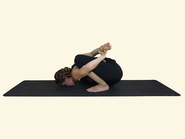 Marichyasana B