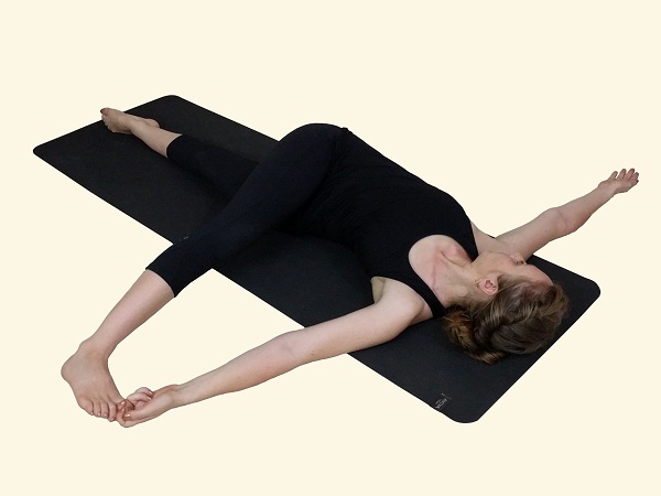 Parivrtta-Supta-Padangustasana-Revolved-Reclining-Hand-To-Big-Toe-Posture