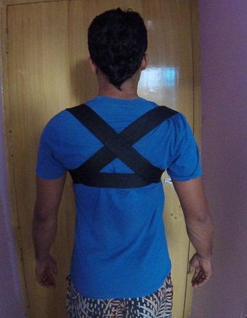 Better Posture in 10 Seconds: 2 ways to make a yoga strap posture corrector